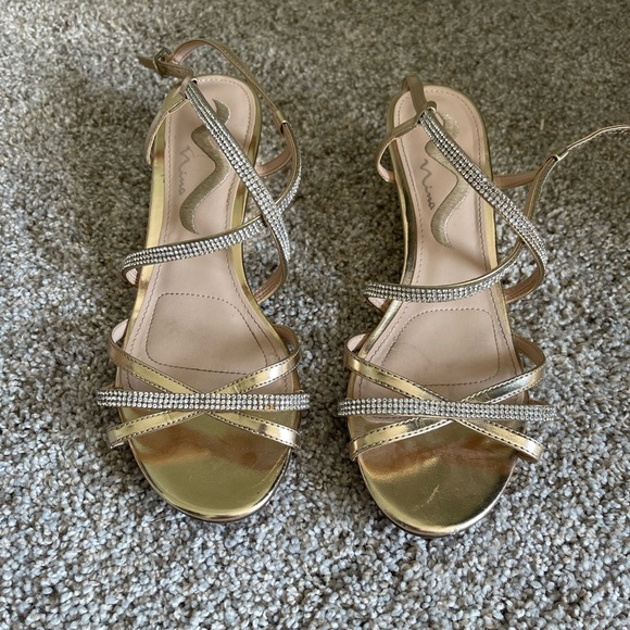 Nina fancy small wedge sandals - Picture 1 of 3